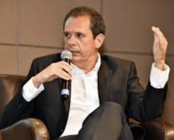 Doctor Alonso riestra